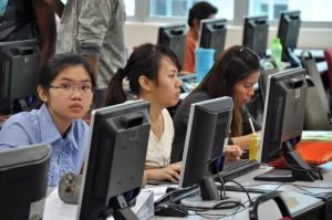 There are many computers available for students to use at UCSI University