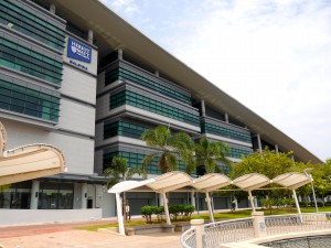 Heriot-Watt University is a new state-of-the-art campus strategically located in the modern city of Putrajaya